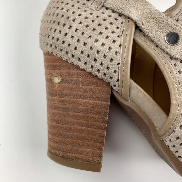 Franco Sarto Dale 2 Booties Ankle Boots Beige Suede Perforated Heeled Women's 7 - Picture 8 of 12